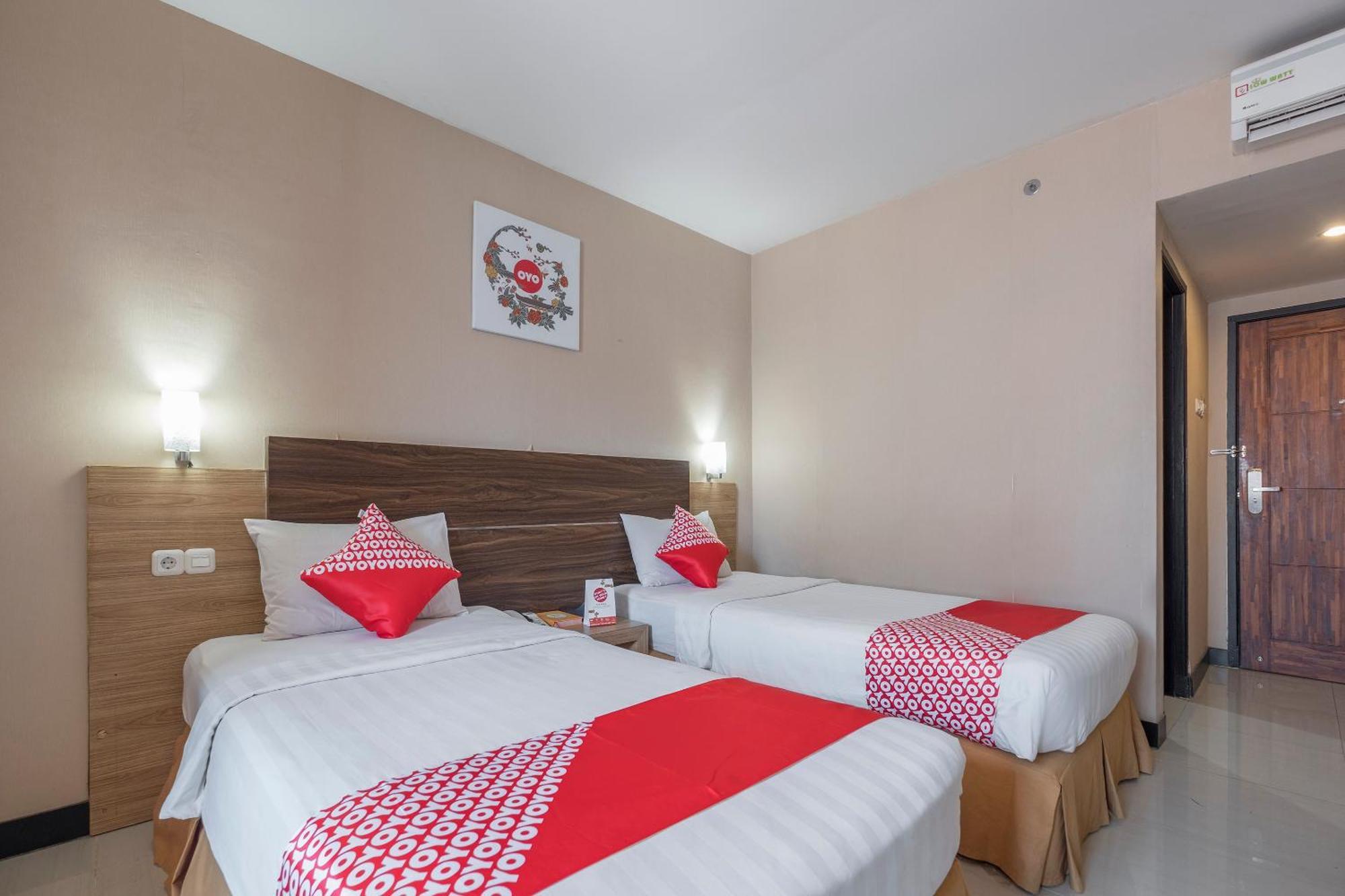 Oyo 1081 Allson City Hotel Makassar Esterno foto
